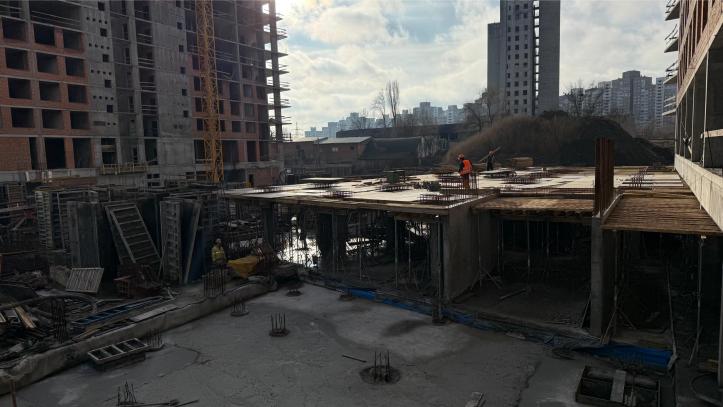 ЖК Метрополіс