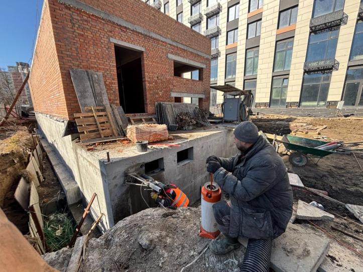 ЖК Метрополіс