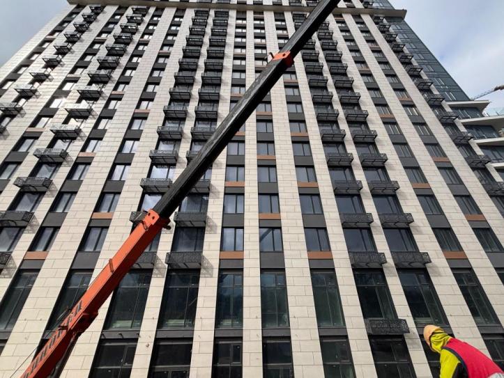 ЖК Метрополіс