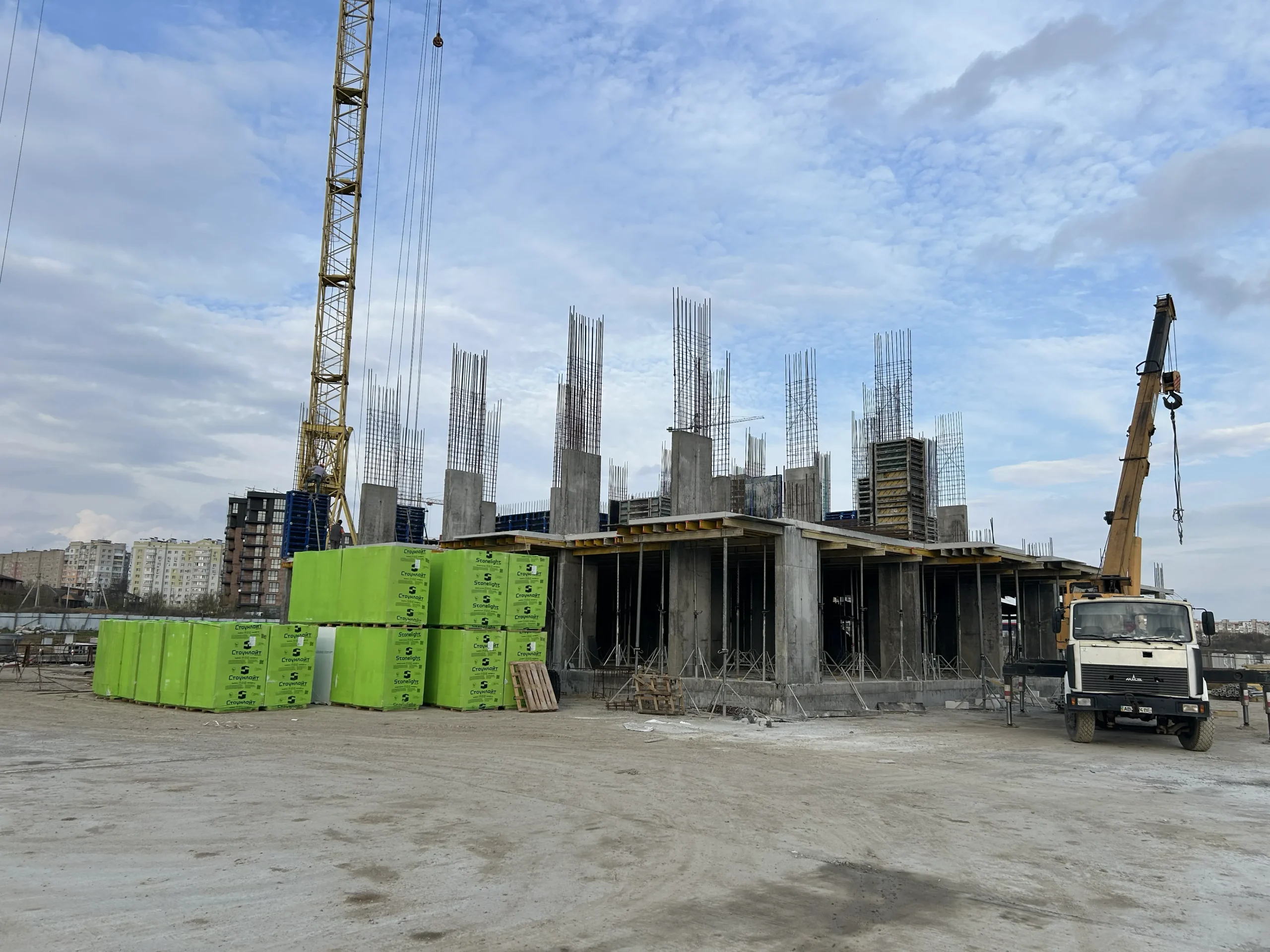 ЖК Озерні Вежі