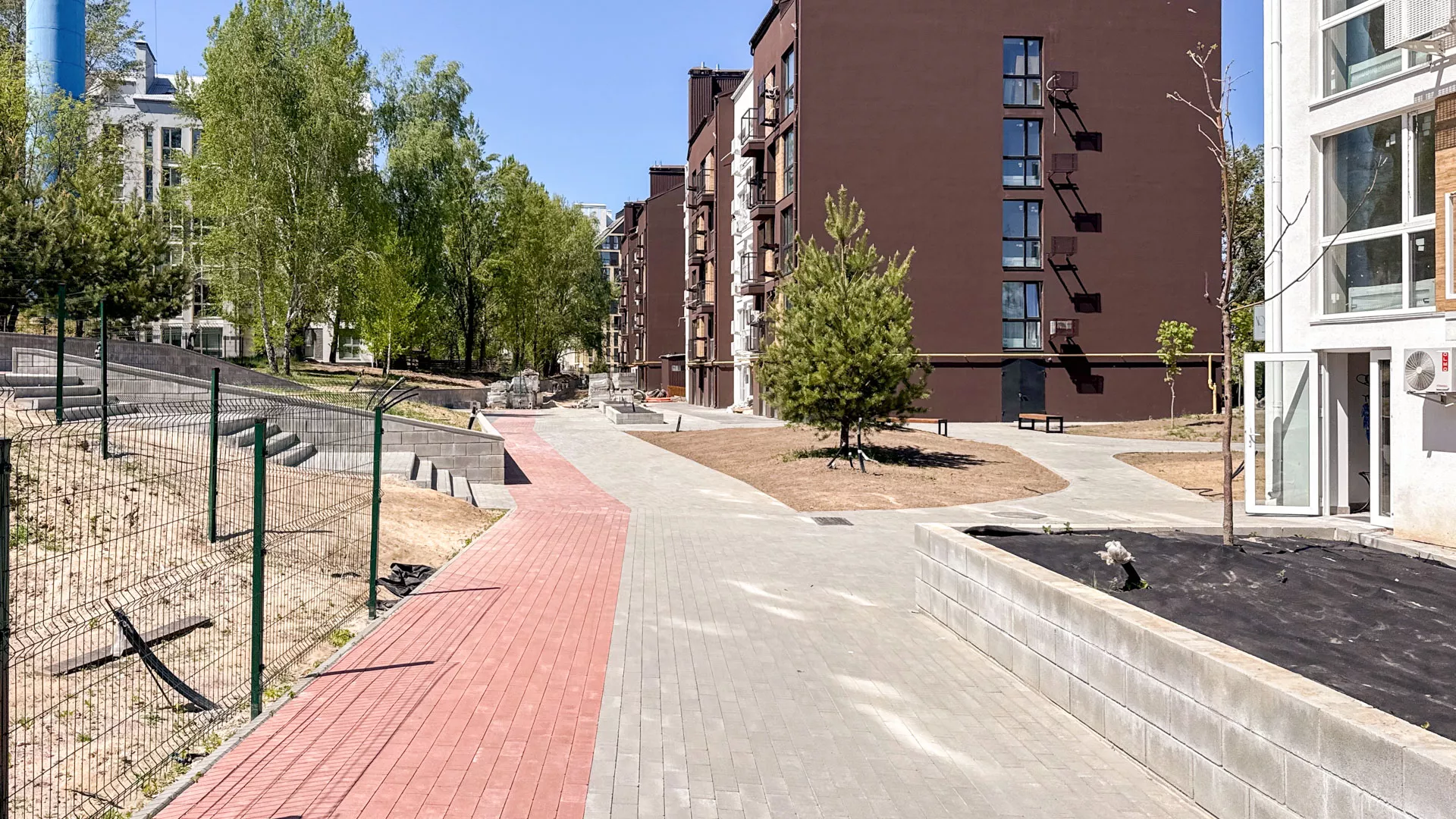 ЖК Білий Шоколад Center